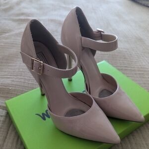 Elegant Nude Mary Jane Pumps